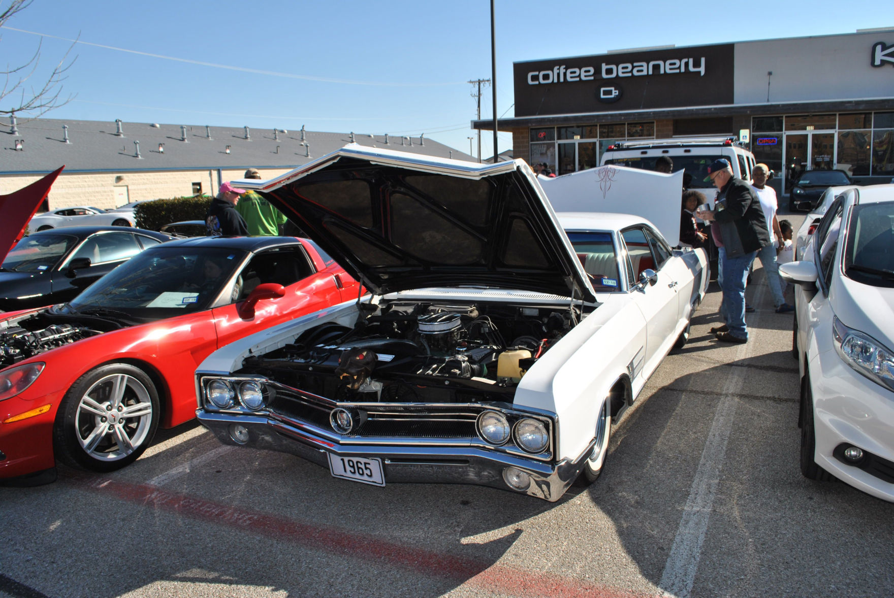 Coffee n' Cars